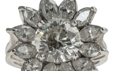 Platinum 3.55 CTTW Diamond Floral Ring 8.5g. Sz 5