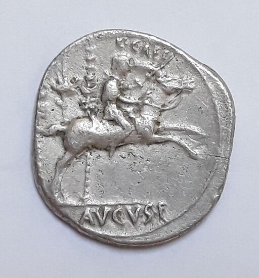 Roman Empire - Denarius Augustus BC 27 - 14 AD - Silver