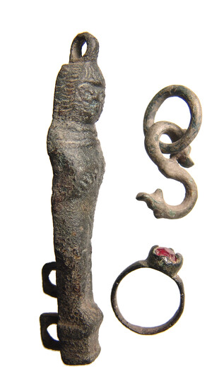 Roman bronze latch, zoomorphic hook and Medieval ring