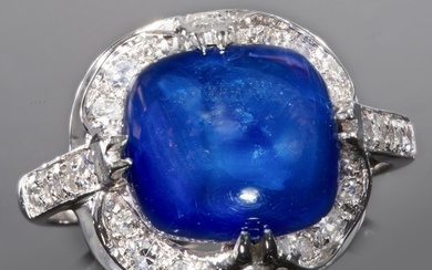 SAPPHIRE AND DIAMOND CLUSTER RING, Platinum. Large cabochon ...
