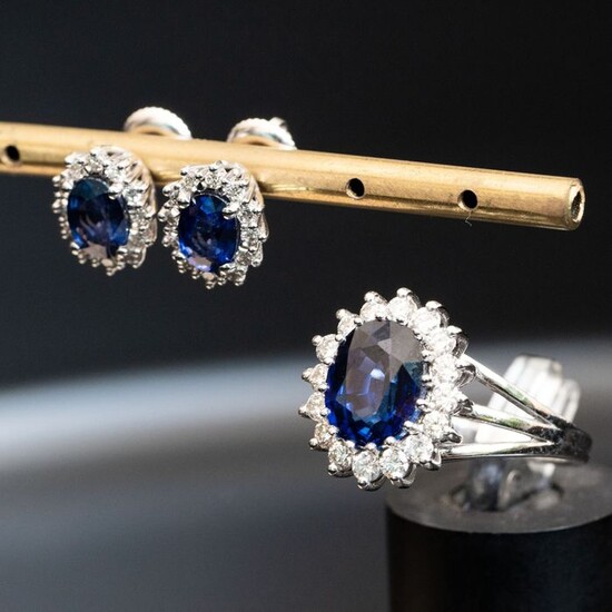 Sapphire Diamond Set - Ring & Earring - 14 kt. White gold - Sapphire Ring & Pendant - 6.04 ct Sapphire - 1.12 Carat D VVS Diamonds