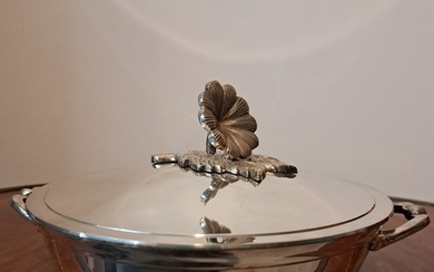 Silver Plate round Covered/Lidded Serving Dish