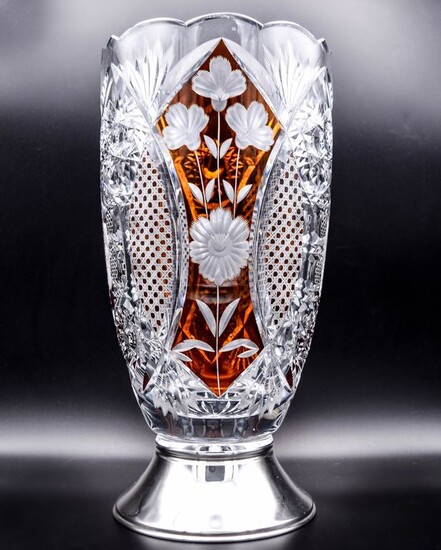Splendid large piece - Vase 2.62 Kg - Bohemian cut crystal - .925 silver - Czech Republic - Mid 20th century
