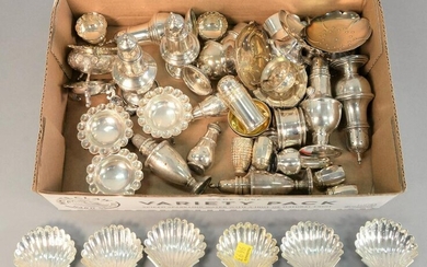 Sterling silver lot to include salts, pepper shakers