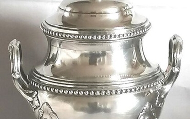 Sugar bowl, Sugar bowl in silver and Vermeil, late 19th century - .950 silver, Gold plated, Silver gilt - Louis Coignet- France - Late 19th century