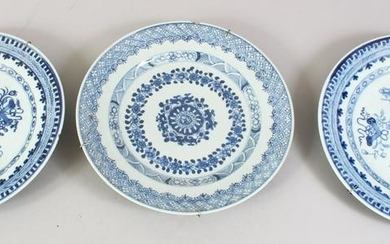 THREE 18TH / 19TH CENTURY CHINESE BLUE & WHITE