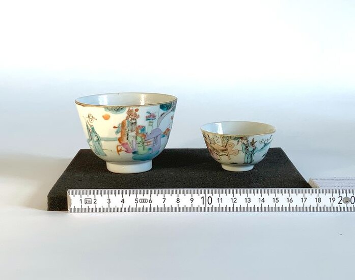 Tea cups (2) - Porcelain - China - 19th century