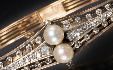 VICTORIAN PEARL AND DIAMOND HINGED BANGLE, 18 ct. gold. Fren...