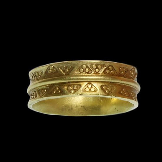 Viking Electrum Gold Ring, c. 9th-10th Century A.D.