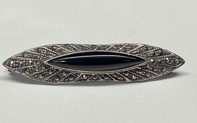 Vintage Sterling Silver Marcasite & Onyx Pin / Brooch