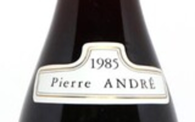 1 bt. Chambertin Clos de Bèze Grand Cru, Pierre André 1985 A...