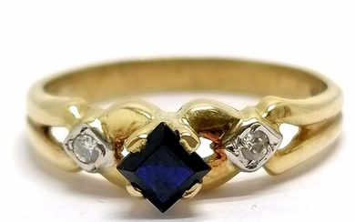 14ct marked gold sapphire & white stone set ring - size O & ...