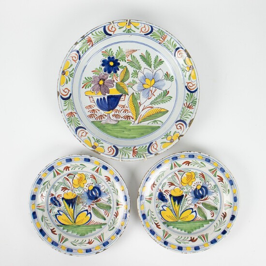 3 Delft polychrome plates, 18th century