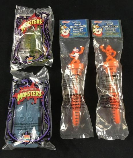 4 Piece Promotional Toy Lot