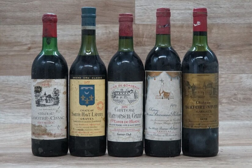 5 bouteilles de vin rouge de Bordeaux: 1...