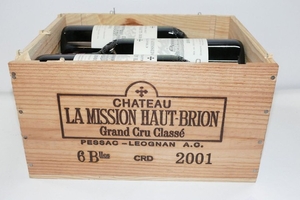6 Btles Château La Mission Haut Brion 2001 CC Grav…