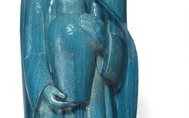 Jais Nielsen: “Pottemageren”/“The Potter”. A large stoneware sculpture decorated with transparent turquoise blue glaze. H. 167 cm.