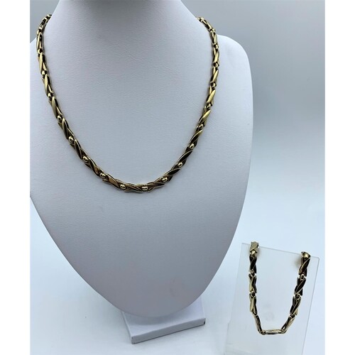 9CT Gold Necklace (40cm long) with matching Bracelet (16cm l...