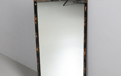 A CHINOISERIE LACQUERED WALL MIRROR.