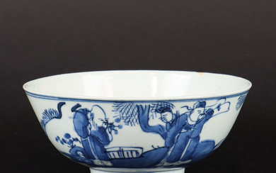 A Chinese Qing dynasty porcelain bowl, 19th century.