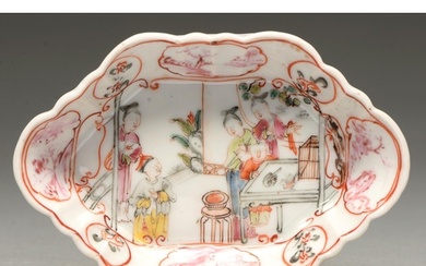 A Chinese famille rose spoon tray, 18th c, painted with an i...