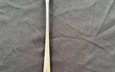A LARGE KALO ARTS AND CRAFTS STERLING SILVER BONE MARROW SPOON