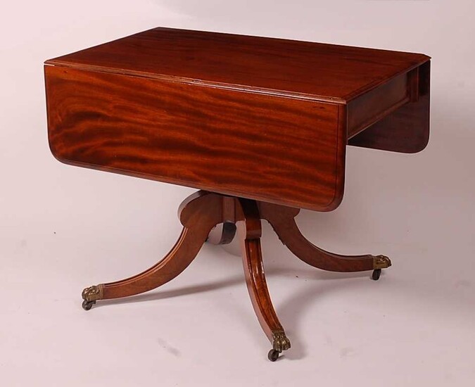A Regency mahogany pedestal supper table, having single end...