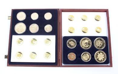 A fantasy set of twelve Edward VIII coins, from crown to farthing. In a wooden box.