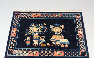 A hand-knotted Chinese rug “Peking”, 185 x 130 cm.