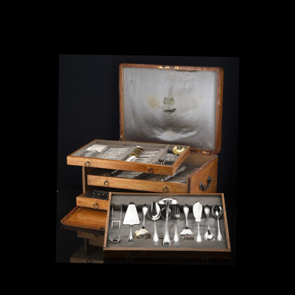 A silver flatware set. Titled 800 (g 5700 ca.) wooden case