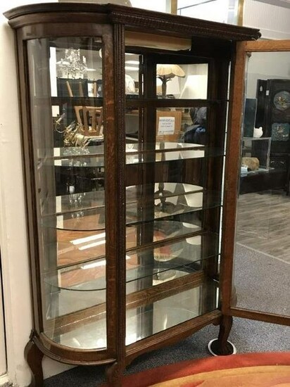 ANTIQUE OAK CURIO CABINET WITH CURVED GLASS