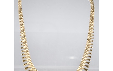 An Italian 9ct Gold Fringe Necklace, Graduated Lozenge Shape...