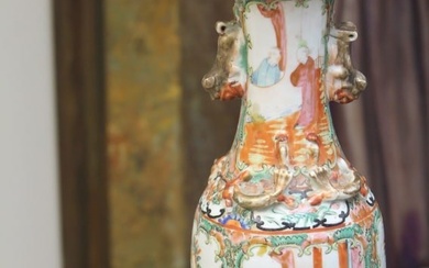 Antique Chinese Rose Medallion Vase