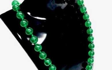 Asian Green Jade Beaded Necklace