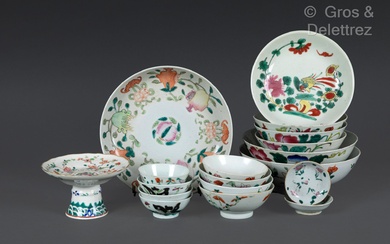 Chine, fin XIXe siècle Lot d'objets en porcelaine... - Lot 90 - Gros & Delettrez