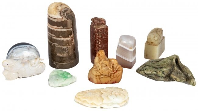 Chinese Carved Jade & Hardstone Amulets & Scholar Seals