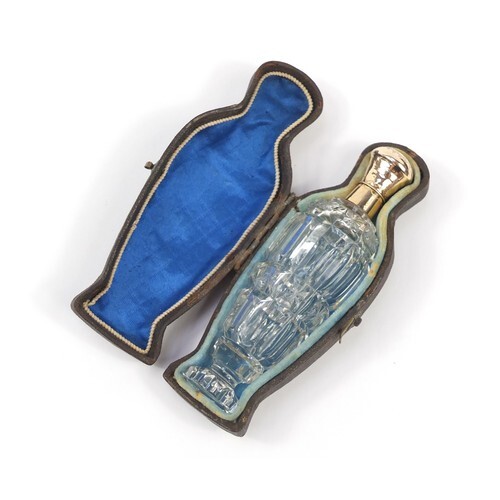 Dutch gold mounted cut glass scent bottle with stopper and f...