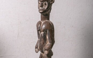 Figure d'ancêtre féminine debout des Sénoufo (Côte d'Ivoire, Afrique), bois sculpté, h. env. 62 cm....