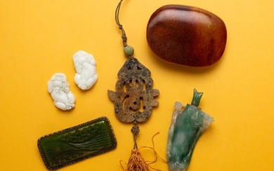GROUP OF CARVED ASIAN ITEMS.