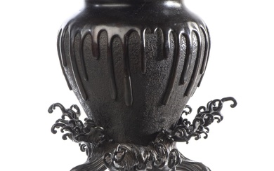 JAPON - Vase en bronze en forme de panier Ère Meiji