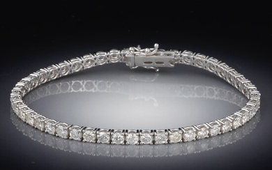 Ladies' Diamond Tennis Bracelet