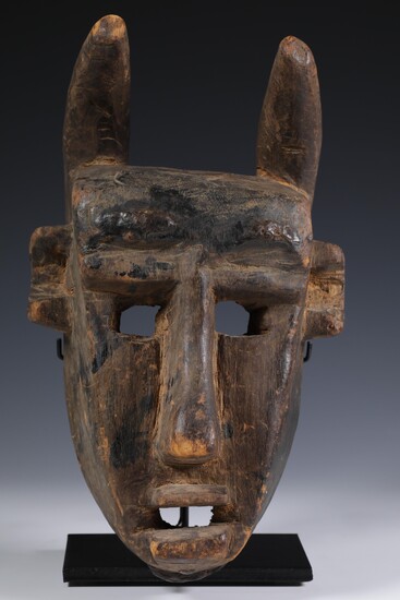 Mali, Bamana, horned face mask. Provenance Jacques Vogelzang, Hilversum