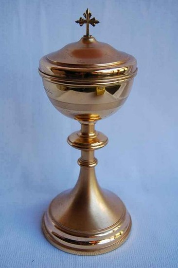 Nice Gold Plated Cup Sterling Ciborium (chalice w/cov