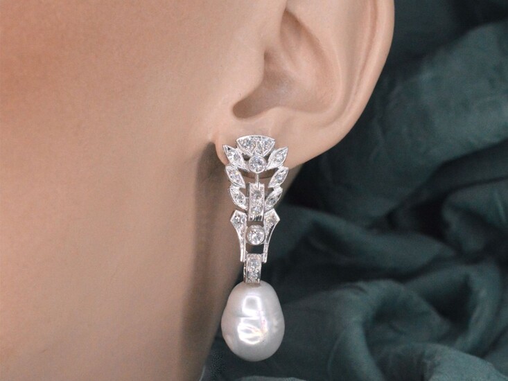 Platina earrings with diamonds and pearls