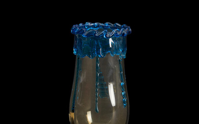 STEUBEN DRIP-DECORATED ART GLASS VASE, Corning, New York, early 20th...