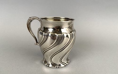 TIFFANY & CO. Art nouveau style silver embossed...