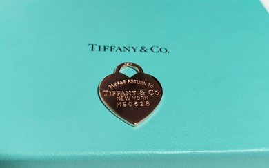 Tiffany &Co.925 Silver Heart Charm Rose Gold Plated Pendant
