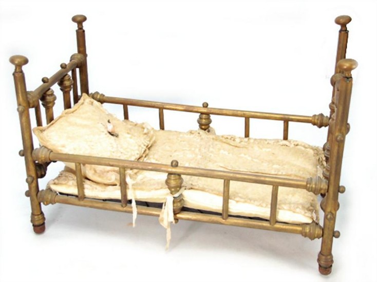 cast iron doll bed, width: 49 cm, depth: 25 cm, height