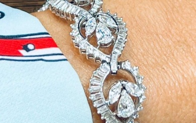 1950s Vintage Platinum Diamond Bracelet