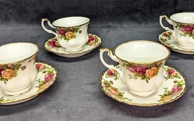 4 Royal Albert Old Country Roses Cups & Saucers A